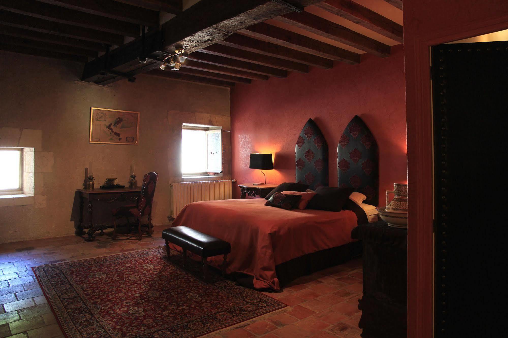 Chateau-Monastere De La Corroirie Montrésor Kültér fotó